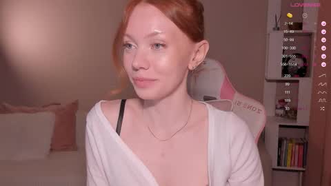 honeyautumn online show from 03/11/26, 12:05