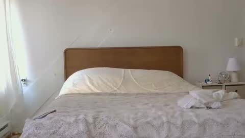 honeybbxx online show from 09/12/25, 07:58