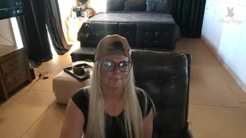 honeybuhnny online show from 03/13/26, 12:50