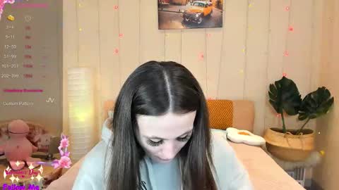 Lizzy online show from 02/16/26, 12:18