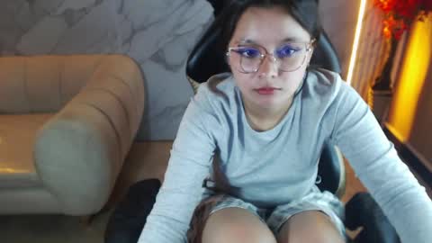 honeydoll_tf online show from 05/10/26, 01:00