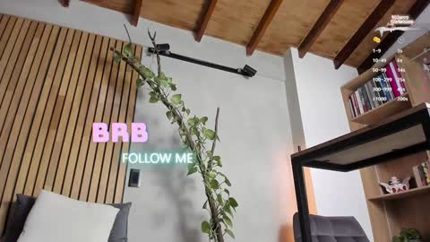 Sofia independent model online show from 12/13/24, 02:16