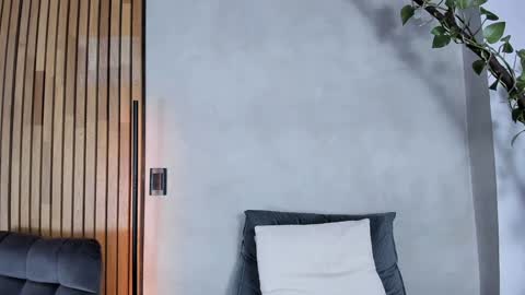 Sofia independent model online show from 12/22/24, 11:11