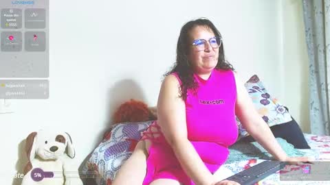 sofia online show from 03/03/25, 09:37