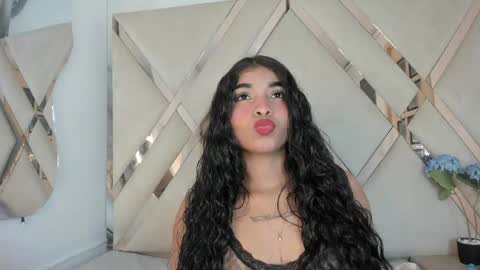 Snapshot of honeyht chatting on 05/28/26, 12:57 honeyht online show from 05/28/26, 12:57