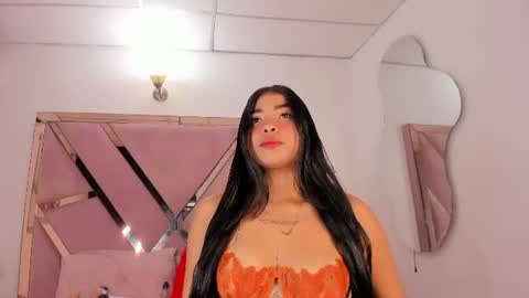 honeyht online show from 07/24/26, 12:14