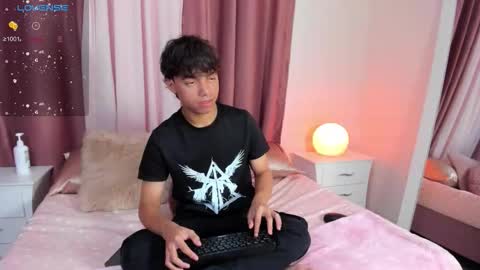 honeymoon_sariel online show from 11/03/25, 08:10