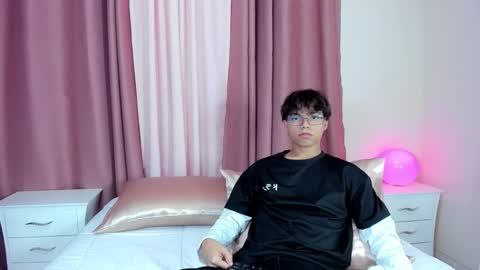 honeymoon_sariel online show from 12/01/25, 08:36