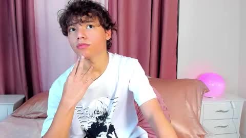 honeymoon_sariel online show from 01/17/26, 08:23