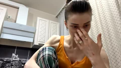 Sofia online show from 04/04/26, 04:59