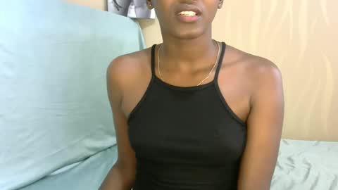 Snapshot of honeypie78 chatting on 10/04/25, 11:19 Becky online show from 10/04/25, 11:19