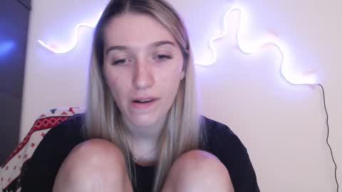 honeyveil online show from 03/14/26, 02:33