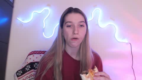 honeyveil online show from 03/16/26, 02:21