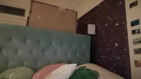 Emi Rose online show from 11/24/25, 07:08