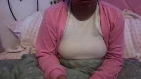 Snapshot of honeyy_89 chatting on 04/27/26, 03:48 honeyyy89 online show from 04/27/26, 03:48