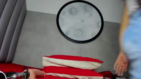 honnyy_23 online show from 04/01/26, 07:22