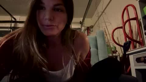 HoodHippy online show from 03/17/26, 05:11