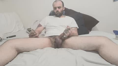 hoodieaj0318 online show from 05/24/26, 11:43