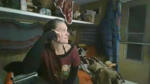 hoodoou online show from 02/11/26, 02:49