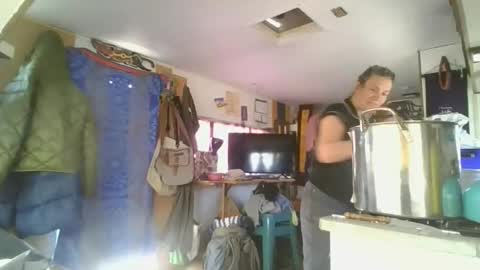 hoodoou online show from 02/17/26, 08:26