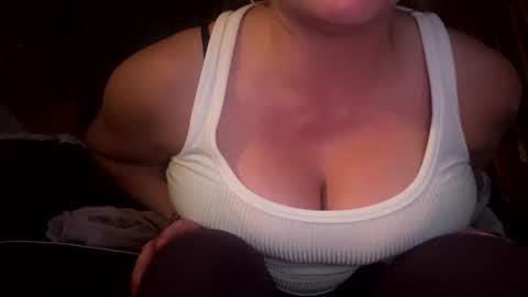 Lady online show from 09/15/25, 12:21