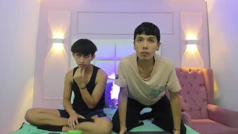 hoot_booys_ online show from 10/30/25, 11:27