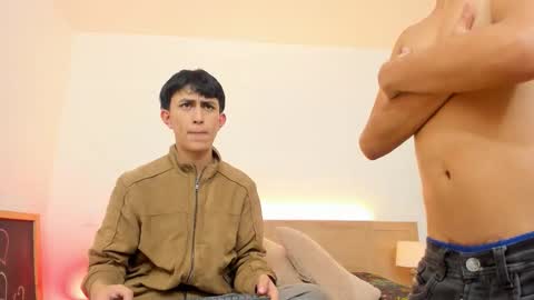 hoot_booys_ online show from 12/22/25, 11:35