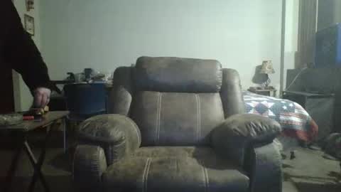 Snapshot of hormonemonster27 chatting on 03/02/25, 08:38 Hormone Monster online show from 03/02/25, 08:38