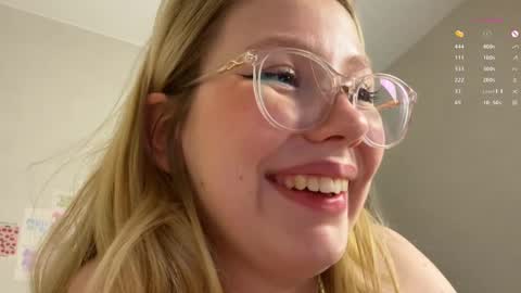 Snapshot of horney_audrey chatting on 01/13/25, 01:28 Audrey online show from 01/13/25, 01:28