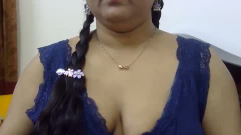 horneydesibabe online show from 01/02/25, 11:09