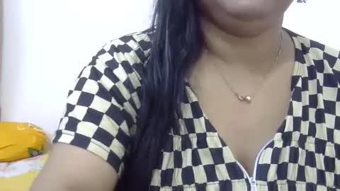 horneydesibabe online show from 01/11/25, 08:33