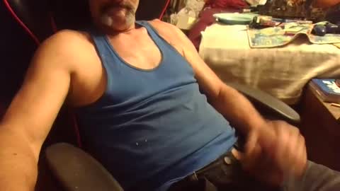 Snapshot of horneyjoe48 chatting on 09/23/25, 02:09 joey online show from 09/23/25, 02:09