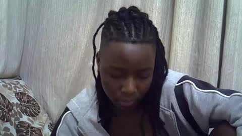 Leila online show from 02/14/26, 07:21