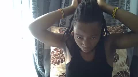 Leila online show from 04/17/26, 11:35