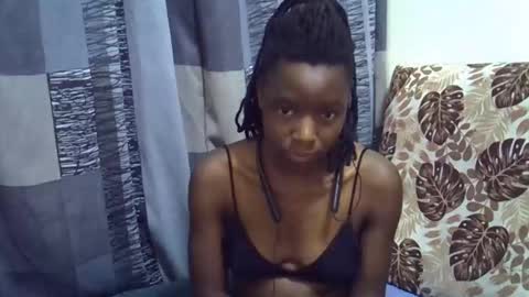 Leila online show from 06/03/26, 02:33