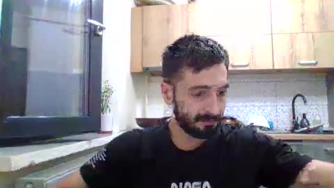 horny_couple9600 online show from 10/08/25, 10:29