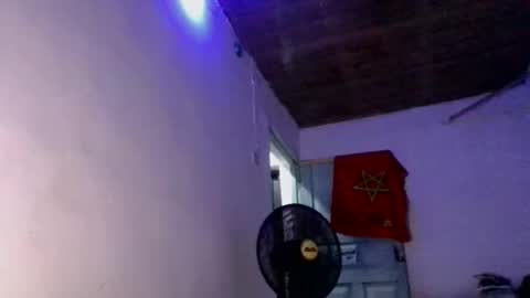 Snapshot of horny_ebony34 chatting on 04/07/26, 10:53 horny_ebony34 online show from 04/07/26, 10:53