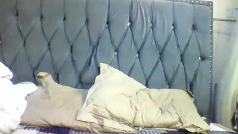 horny_ebony546069 online show from 06/05/26, 09:31