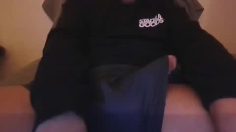 Snapshot of horny_matias chatting on 02/21/25, 05:02 horny_matias online show from 02/21/25, 05:02