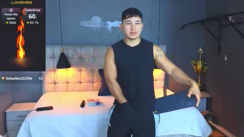 horny_nick18 online show from 10/23/25, 09:08