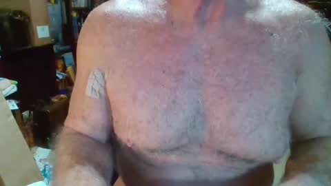 horny_old_coach online show from 02/05/25, 12:53