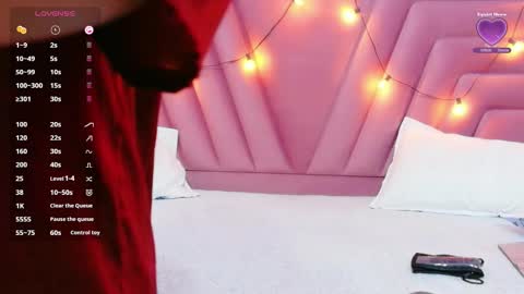 Khloe  online show from 03/09/26, 12:31