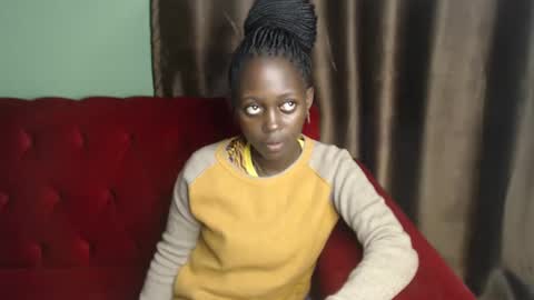 Snapshot of hornybella4 chatting on 03/10/25, 07:50 Bella online show from 03/10/25, 07:50