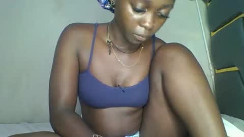 Bella online show from 01/06/26, 04:38