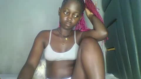 Bella online show from 03/02/26, 06:36