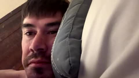 Justin 7 inches online show from 04/16/26, 01:17