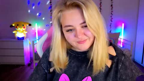 HornyCakee online show from 09/09/25, 09:42