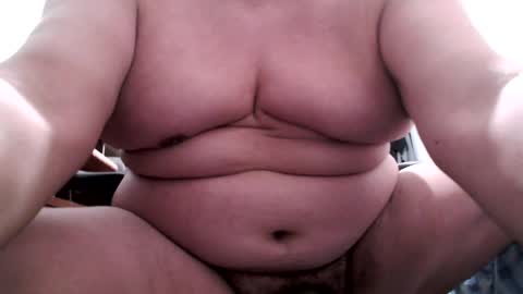 Snapshot of hornychubbybear88 chatting on 12/22/24, 05:23 HornySmoothBear online show from 12/22/24, 05:23