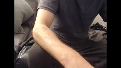 Ahhhh mom use me online show from 03/06/26, 11:45