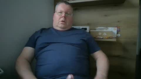 Snapshot of hornydick874303 chatting on 12/12/24, 01:28 Meikelmeier online show from 12/12/24, 01:28